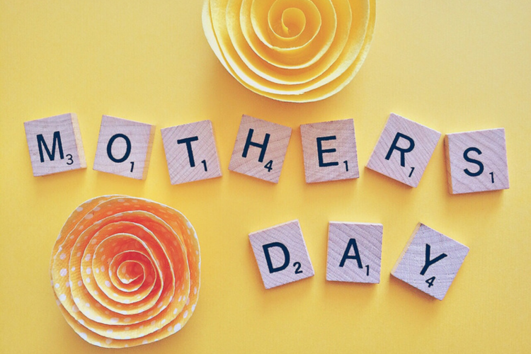 Photo Courtesy of https://pixabay.com/photos/mother-s-day-mom-mother-motherhood-1372456/