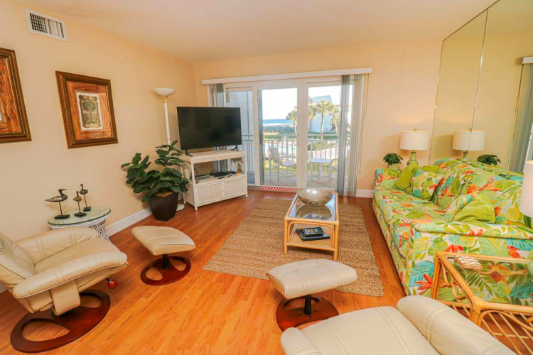 https://www.sanddollarfl.com/vacation-rentals/tradewinds-92